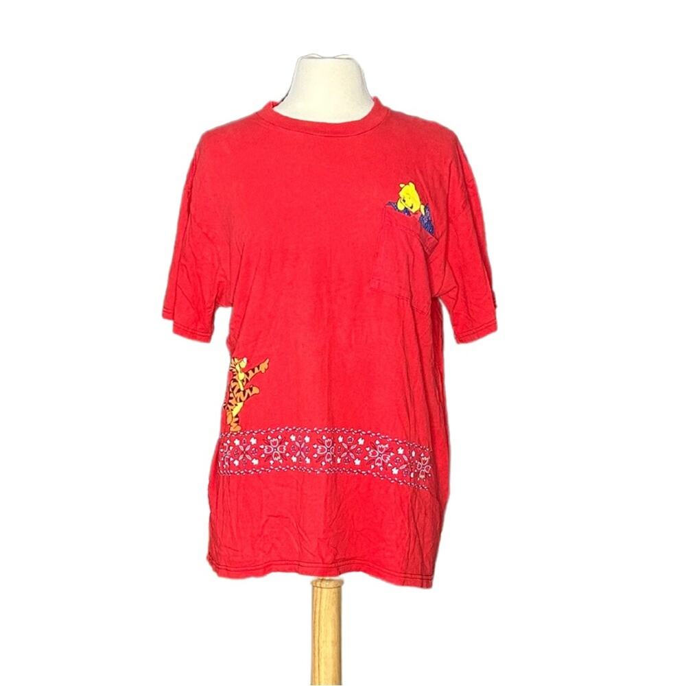 Vintage Winnie The Pooh Floral Spring Graphic Tee Summer Gardening TShirt S8